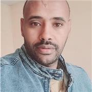 Professeur d'anglais et j'ai bonne connaissances, j'étudie jusqu'à university par langue anglais